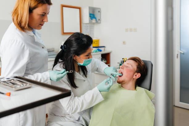 Best Urgent Tooth Repair  in Three Lakes, FL
